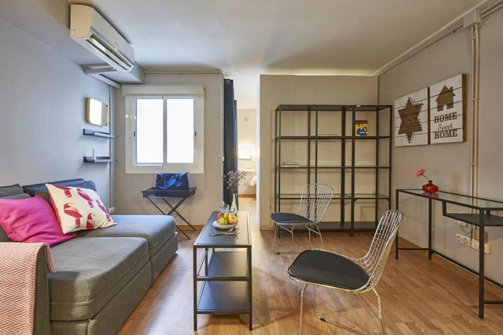 Bebarceloner Sant Andreu Apartments - 1 Bedroom Exteriör bild