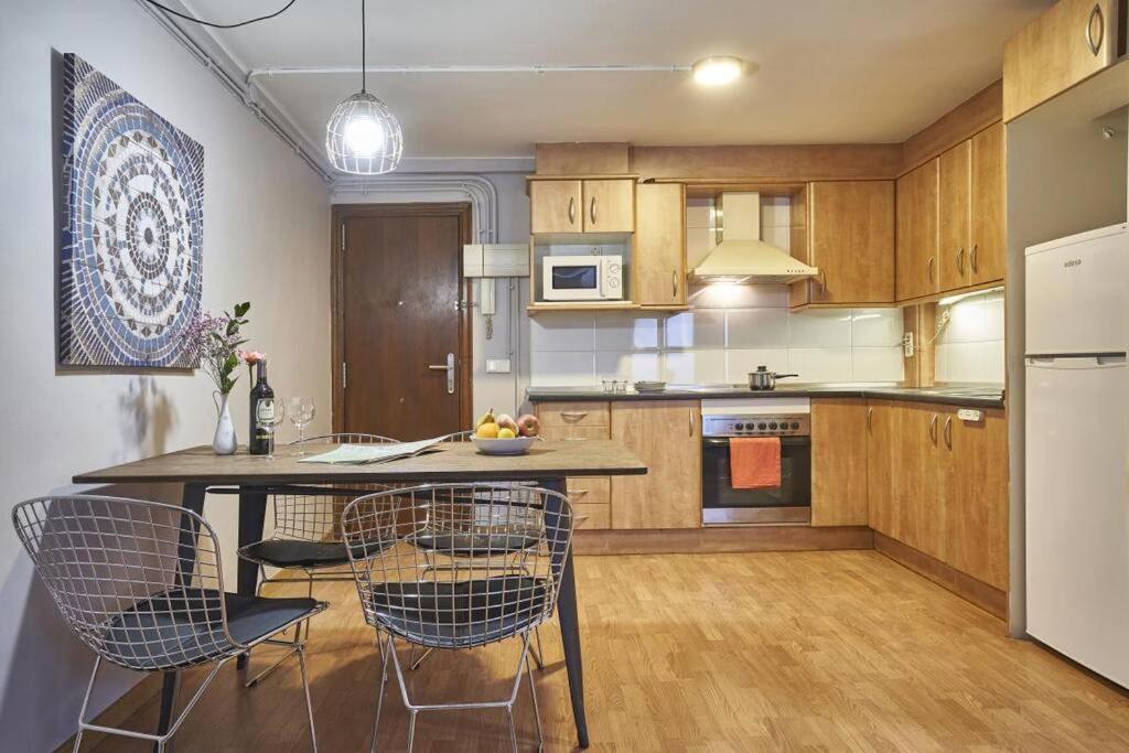 Bebarceloner Sant Andreu Apartments - 1 Bedroom Exteriör bild