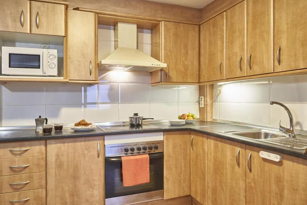 Bebarceloner Sant Andreu Apartments - 1 Bedroom Exteriör bild